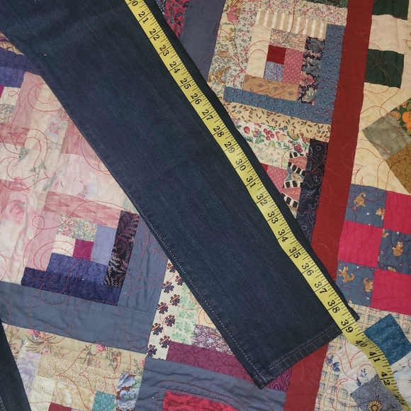 Levi's Slight Curve Modern Rise Skinny Jeans - Picture 11 of 13